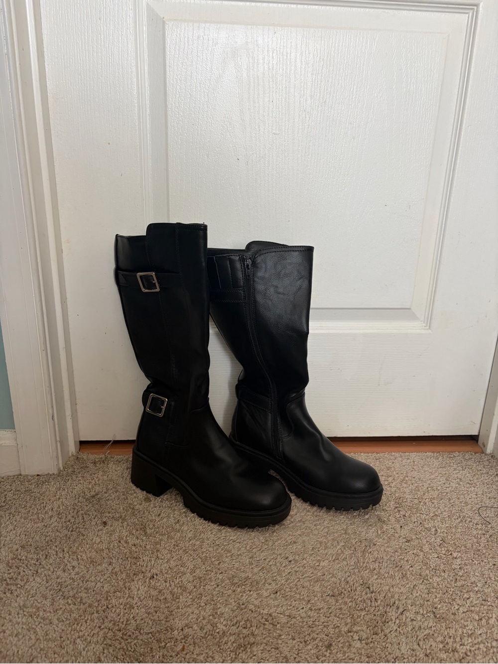 Forever 21 Black Mid-Calf Buckle Heeled Boots